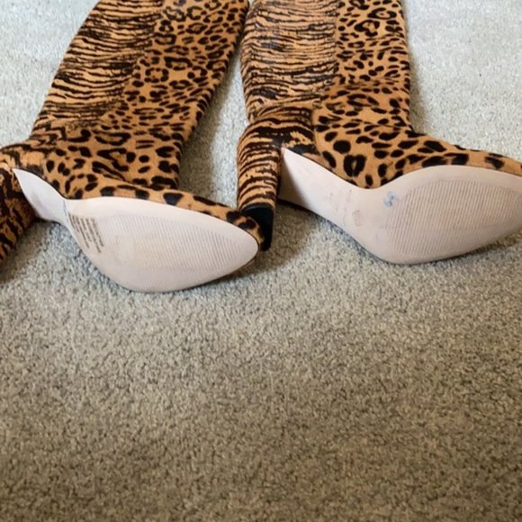 ANTONIO MELANI LEOPARD PRINT WOMEN'S KNEE BOOTS - Picture 4 of 4